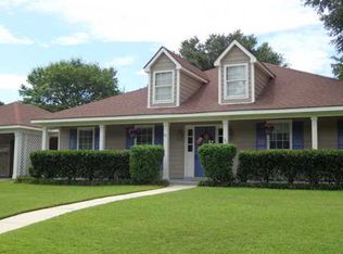 7611 Meadows Dr S, Mobile, AL 36619