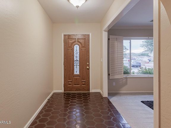3rd image of 2930 E Claire Dr