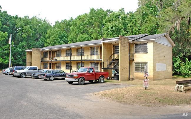 703 Putnam Dr Apt 1 thru 8
