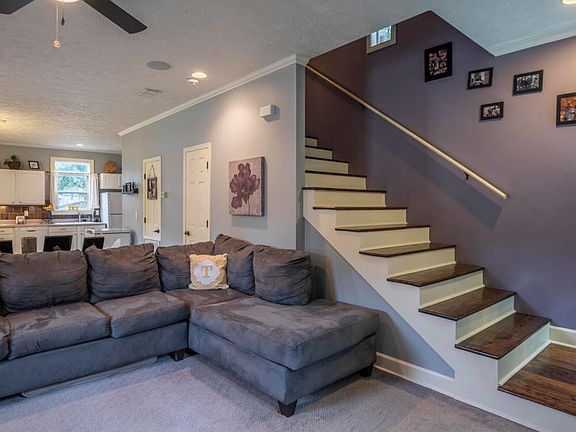 4th image of 1706 McArthur Pl