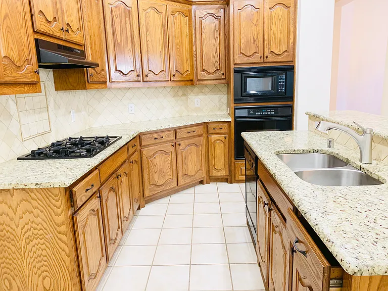 1505 Somerset Dr — Photo 14