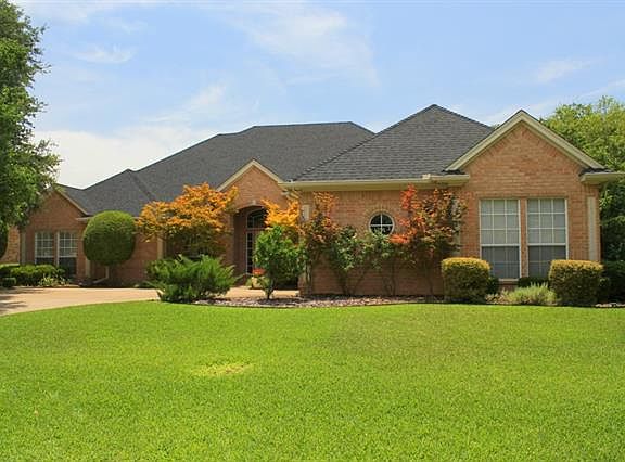2nd image of 6308 Skylark Cir