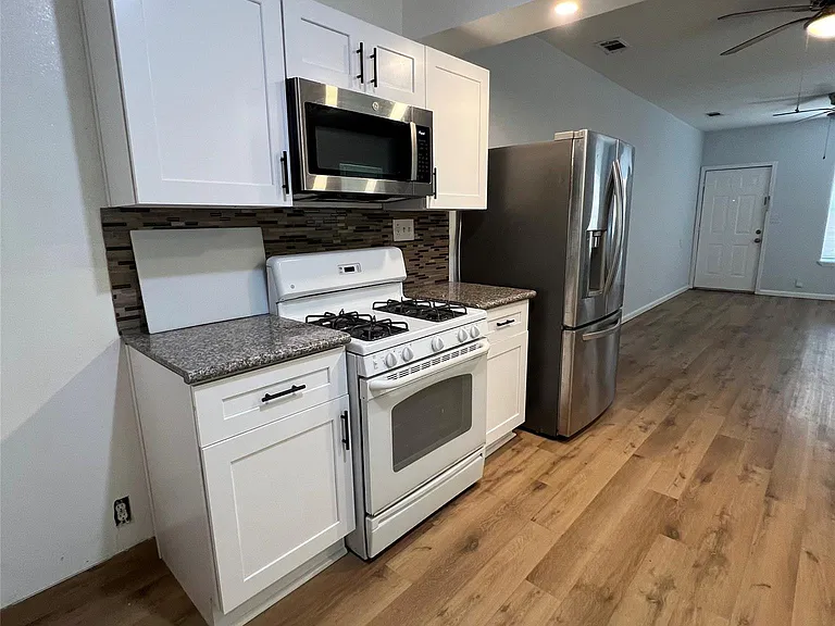 1824 Biovu Dr — Photo 8
