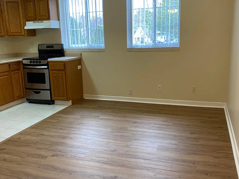 420 North St #18 — Photo 12
