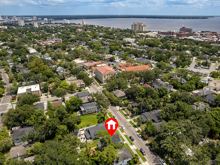 2647 Forbes St — Photo 38