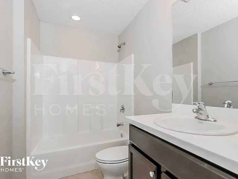 1219 SW Jacqueline Ave — Photo 13