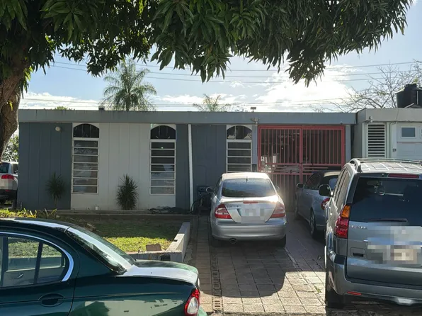 2467 Blq G Paseo Azucena Levittown, Toa Baja, PR 00949