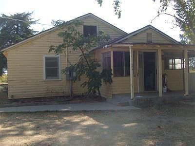2nd image of 696 N Leonard Ave