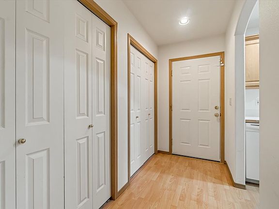 3rd image of 119 91st Ave SE APT 12A