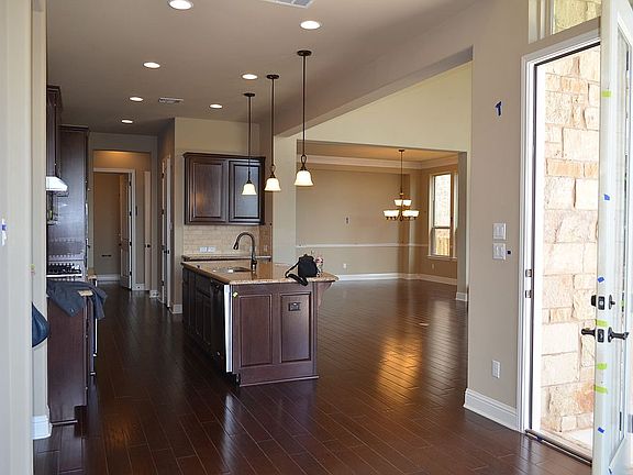 3rd image of 4302 Stiles Ln