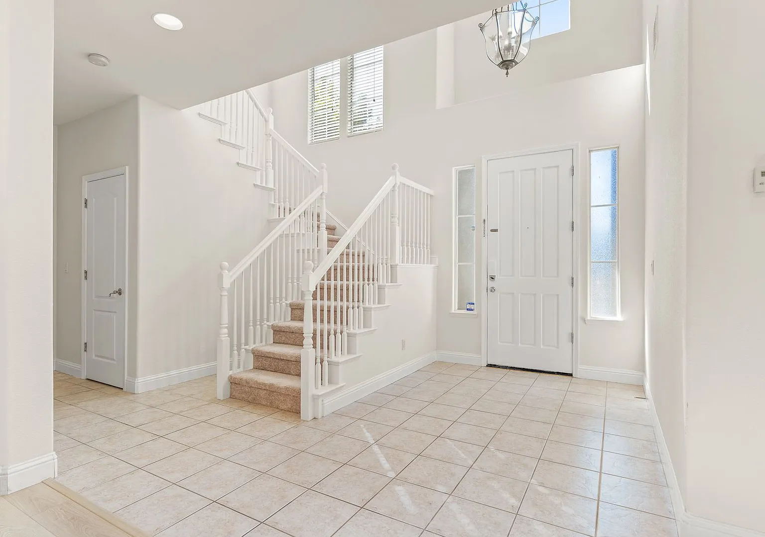 Luxurious 5BD San Ramon Executive Estate | Solar, Tesla Batteries & 3-Car Garage — Photo 3