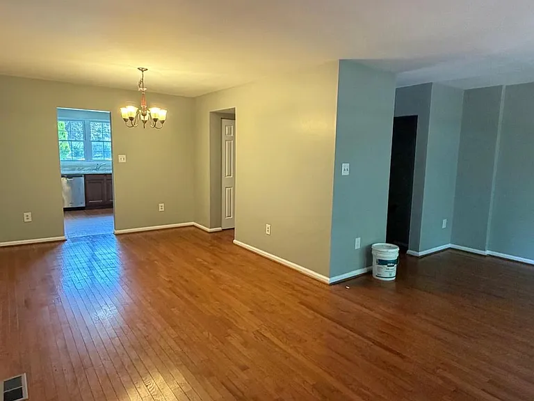 8108 Sandy Spring Rd — Photo 22