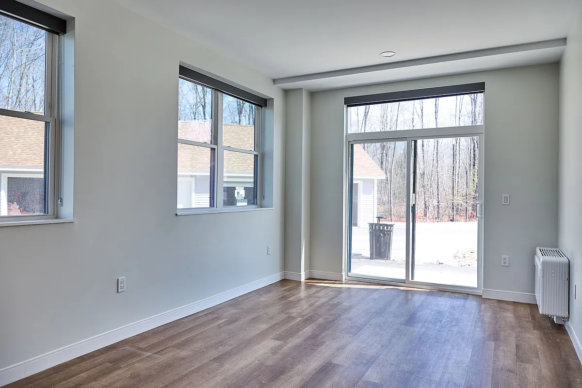 Floor plan Corner 1 Bed + Patio | Treeline View