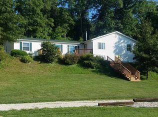 245 NW 1225 St, Roodhouse, IL 62082