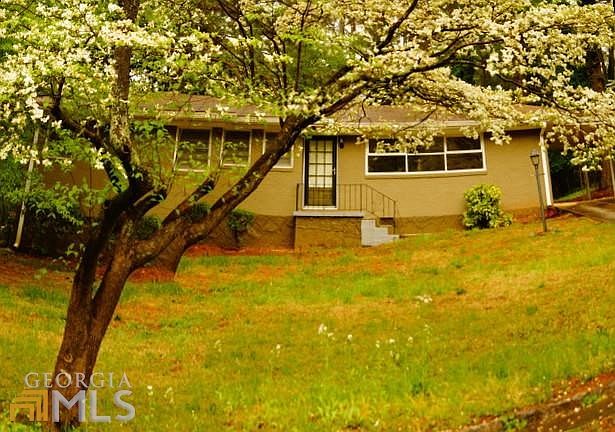 2nd image of 1374 Margarette Dr