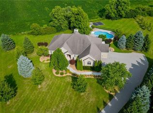 10 Eagle Ridge Ct, Brant, ON N0B1W0