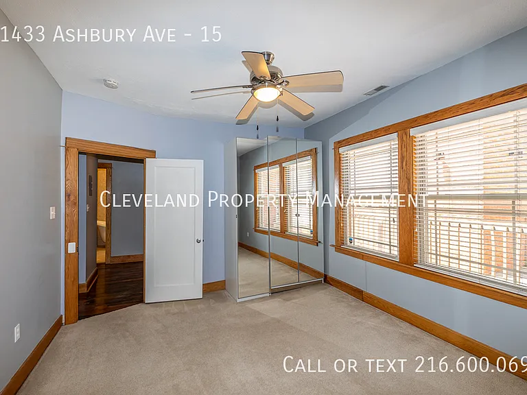 11433 Ashbury Ave #15 — Photo 11
