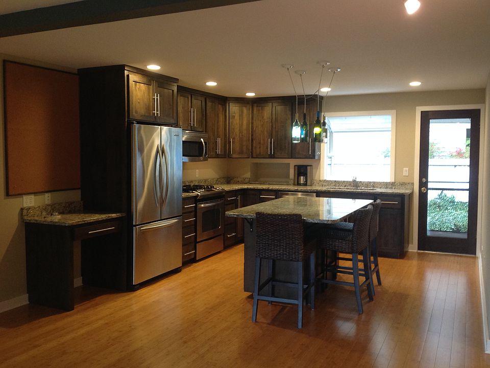 1st image of 260 169th Ave NE