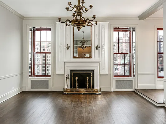 Sold by Sotheby's International Realty | media 16