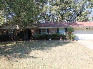 1506 Elm St, Crossett, AR 71635