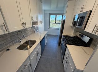 (Undisclosed Address), Fresh Meadows, NY 11365