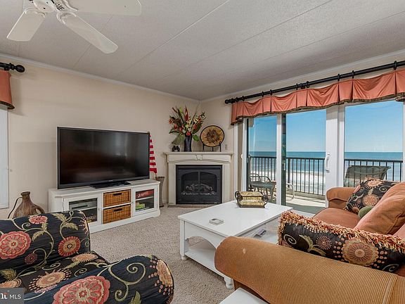 2nd image of 5801 Atlantic Ave Unit 611