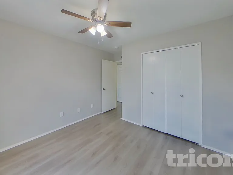 1609 Santa Fe Trl — Photo 10