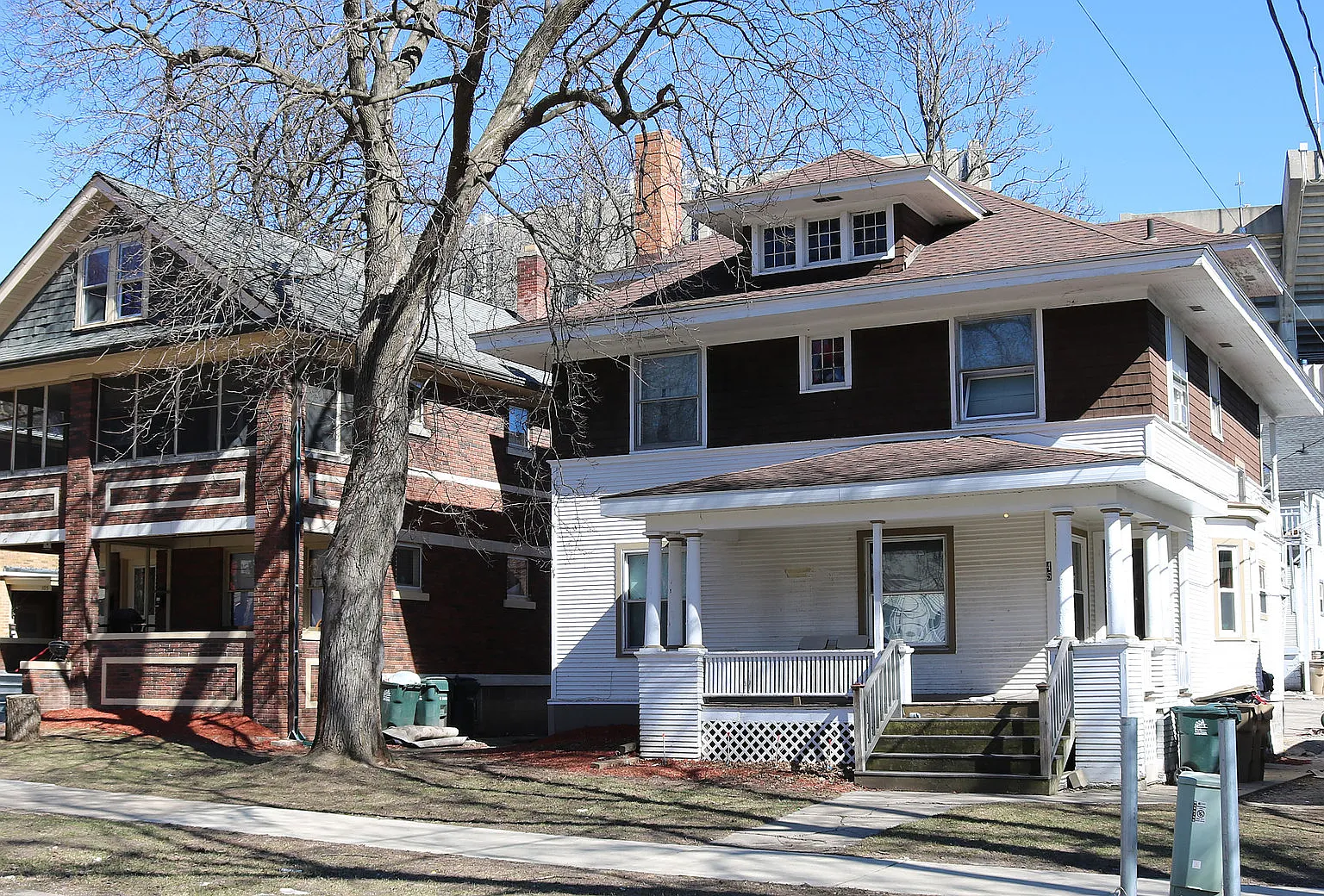 6 bed, 2.0 bath, $6,090 — Photo 1