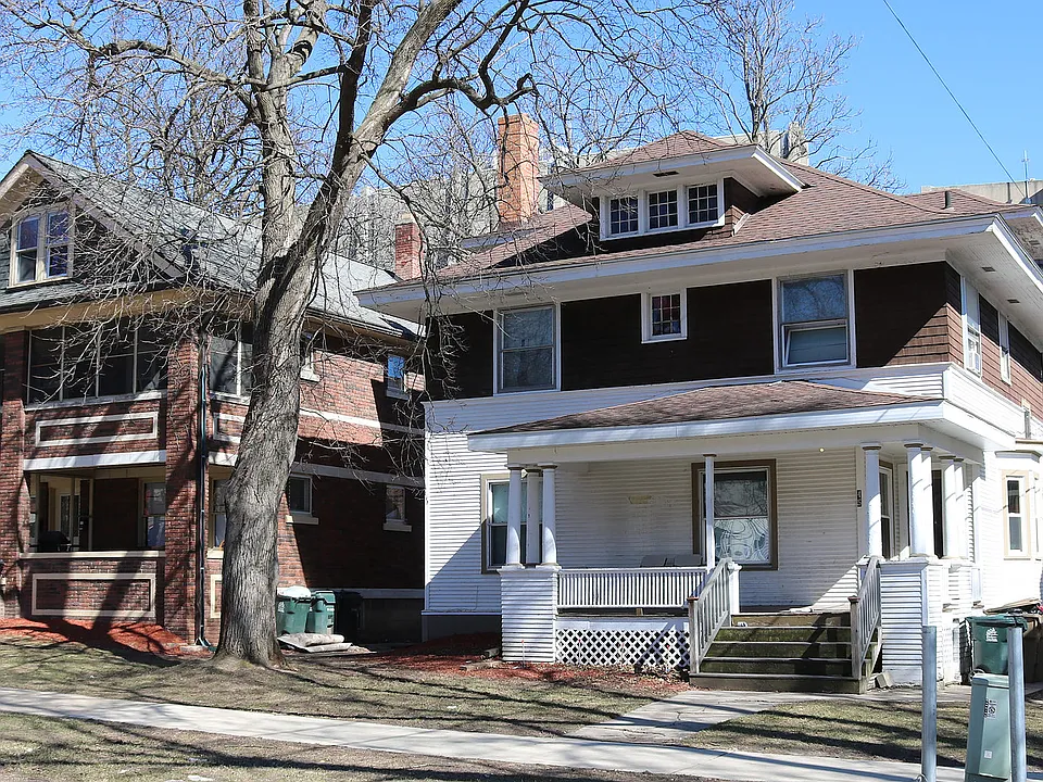 45 Lathrop St