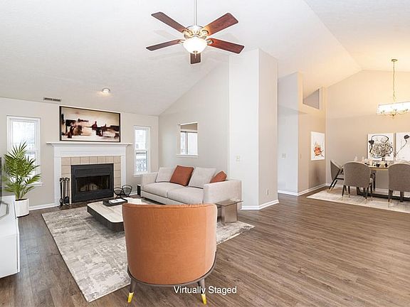 5th image of 10862 Lexington Dr