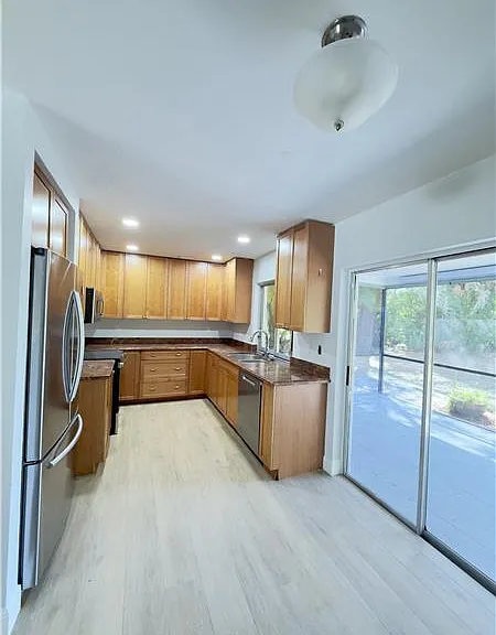 25356 Pinson Dr — Photo 5