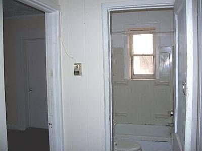1st image of 7 Royal Oak Ave