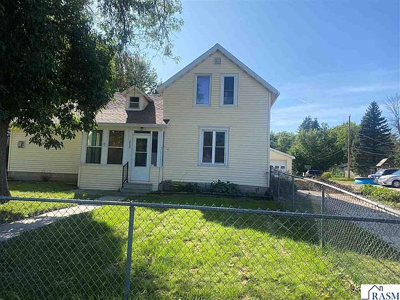 3rd image of 212 S Agency St