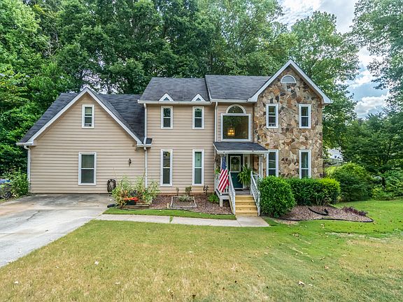 2nd image of 321 Indus Ln