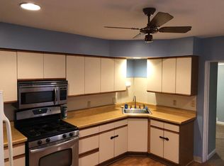 27 Howell St, Trenton, NJ 08610