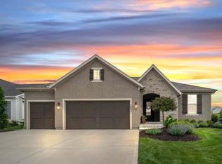 10031 S Lakota St, Olathe, KS 66061