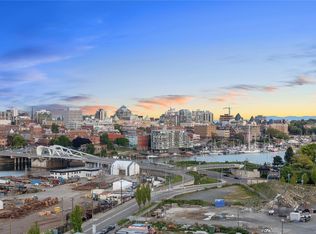 363 Tyee Rd #408, Victoria, BC V9A 0B5