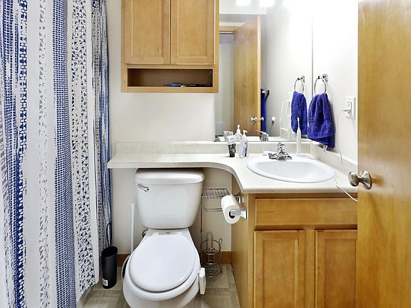 3rd image of 2020 Taylor Ave #302