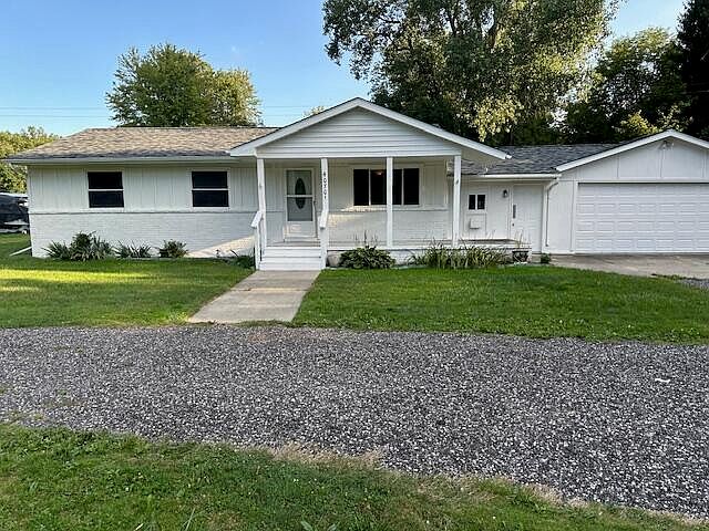 2nd image of 40701 Harris Rd