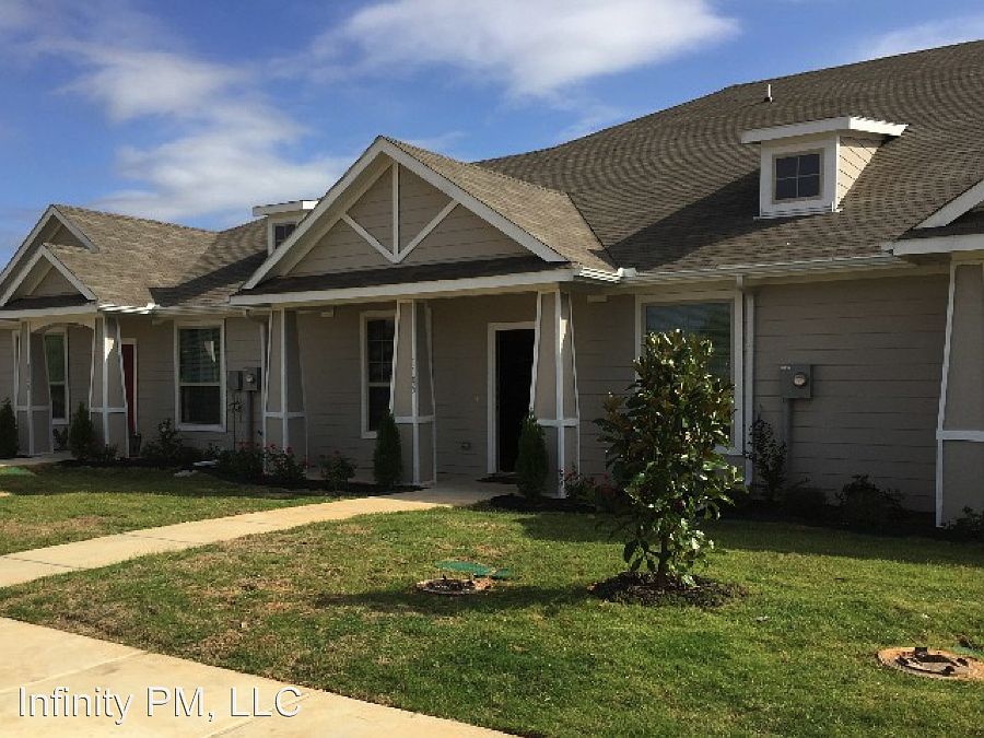 1st image of 1070 Newcastle Dr