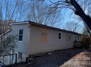 2212 Us Highway 70, Swannanoa, NC 28778