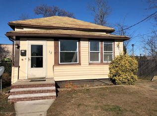 12 Leonard St, Red Bank, NJ 07701