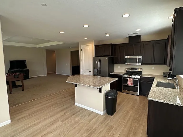 3251 Tinker Creek Way — Photo 12