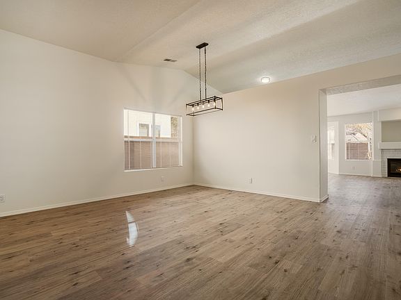 4th image of 8301 Camino Del Venado NW