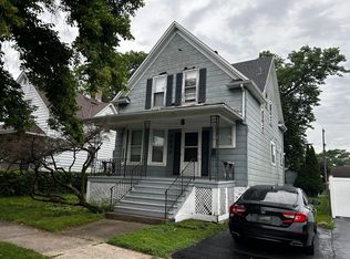 3948 Amelia Ave, Lyons, IL 60534