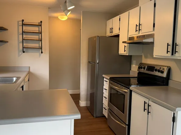 1624 201st Pl SE #6-D, Bothell, WA 98012