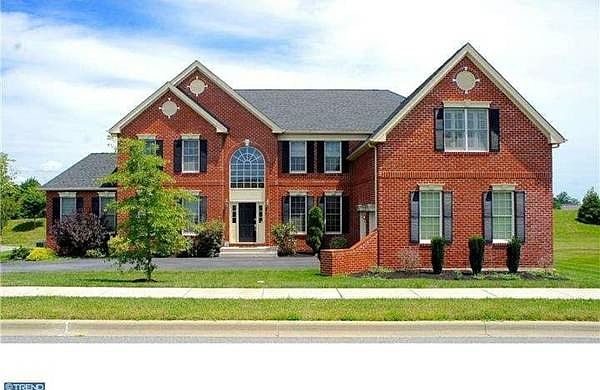 1st image of 719 Parkman Dr