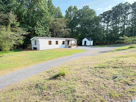 4th image of 305 Miller Dr