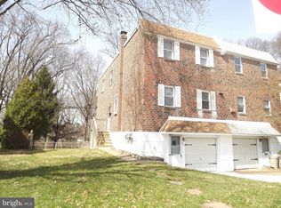 9112 Springview Rd, Philadelphia, PA 19115