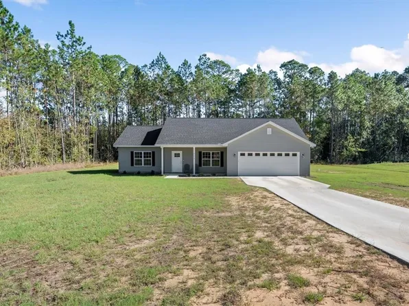 415 Pineview Ave, Baxley, GA 31513